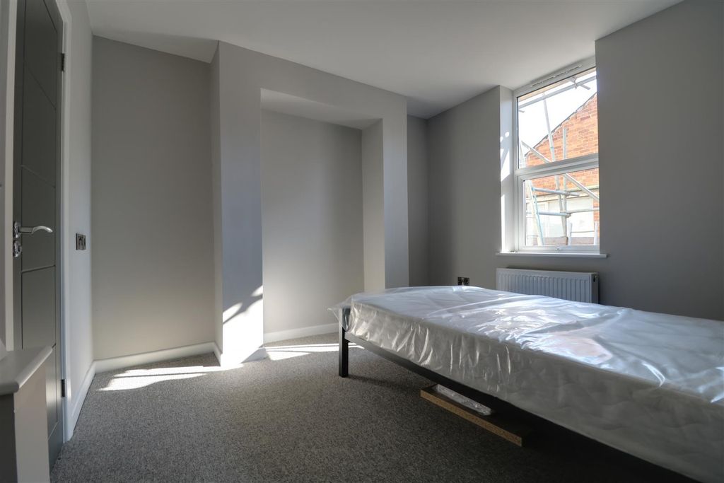 Additional image 4 of 6 bed shared accommodation to rentPreston Street, Brighton BN1