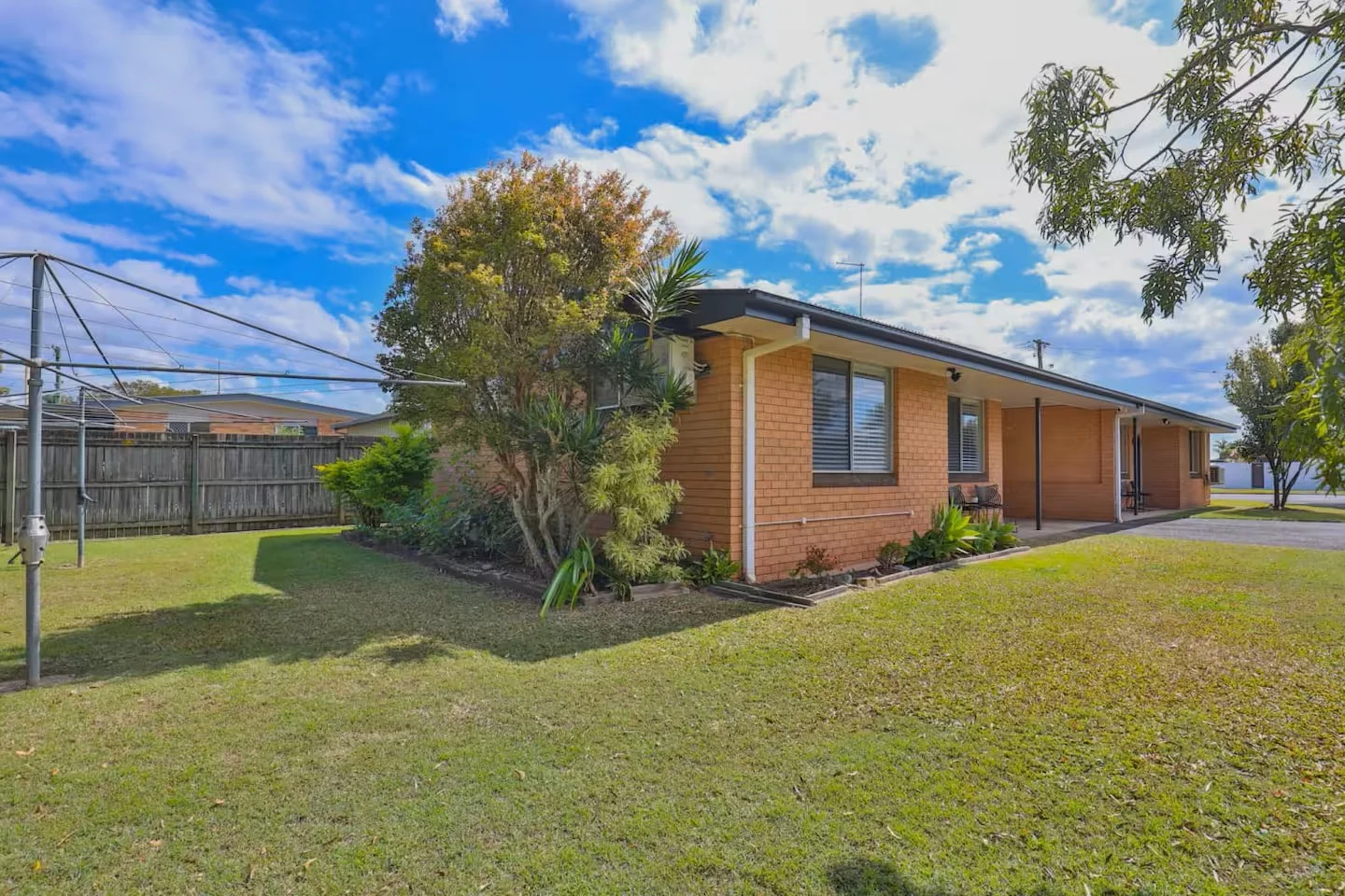 2/7 See Crescent, Avenell Heights QLD 4670