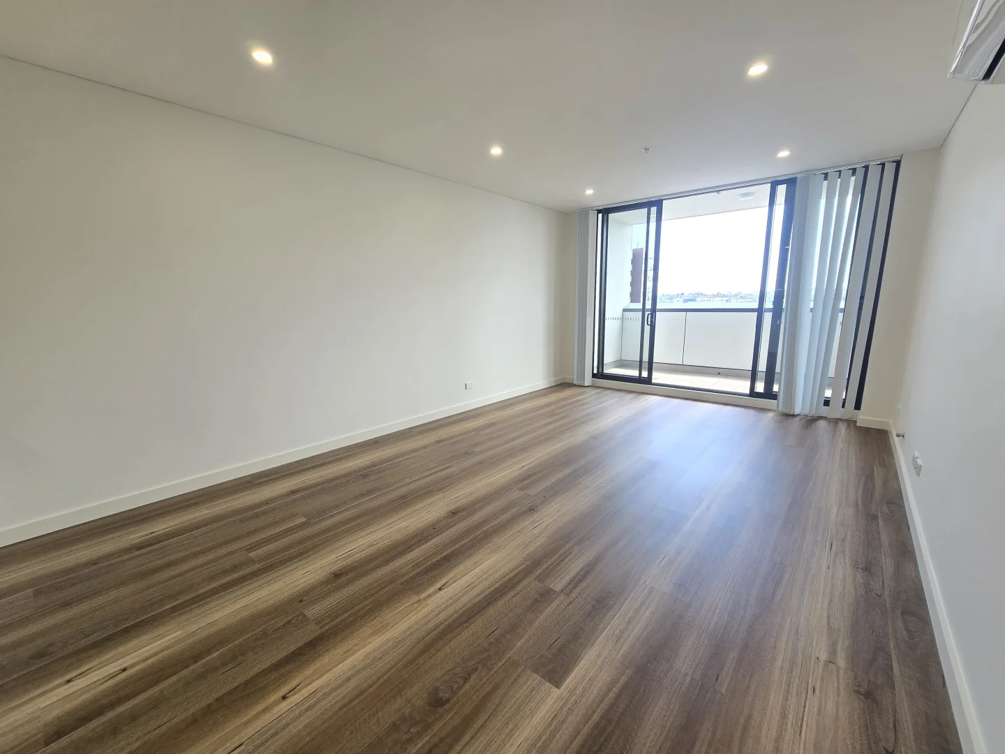 Additional image 2 of B702/6 The Crescent, Fairfield NSW 2165