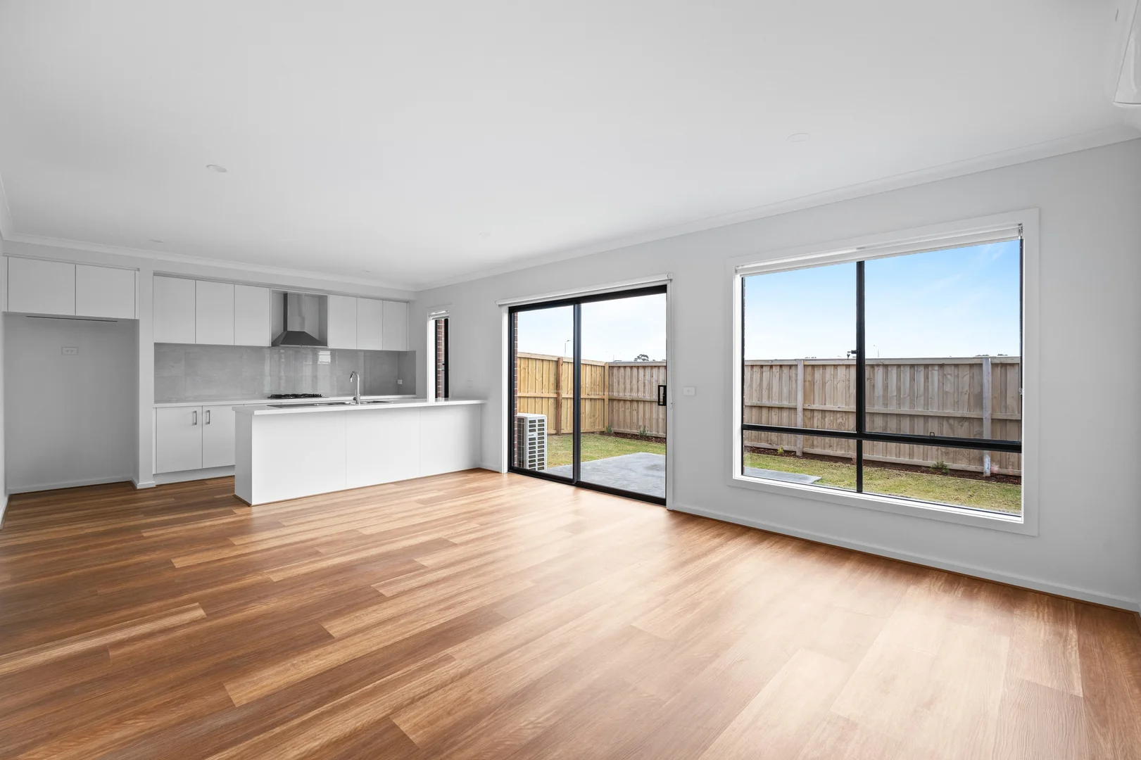Additional image 3 of R1/6 PENSTONE CRESCENT, Lara VIC 3212
