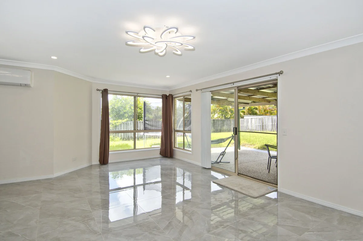 Additional image 3 of 8 Chatham Avenue, Pacific Pines QLD 4211