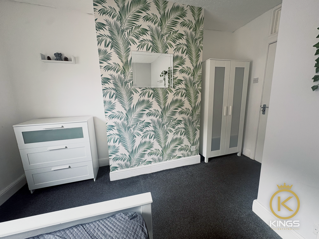 Additional image 14 of 6 bed flat to rentAlbert Road, Southsea PO5