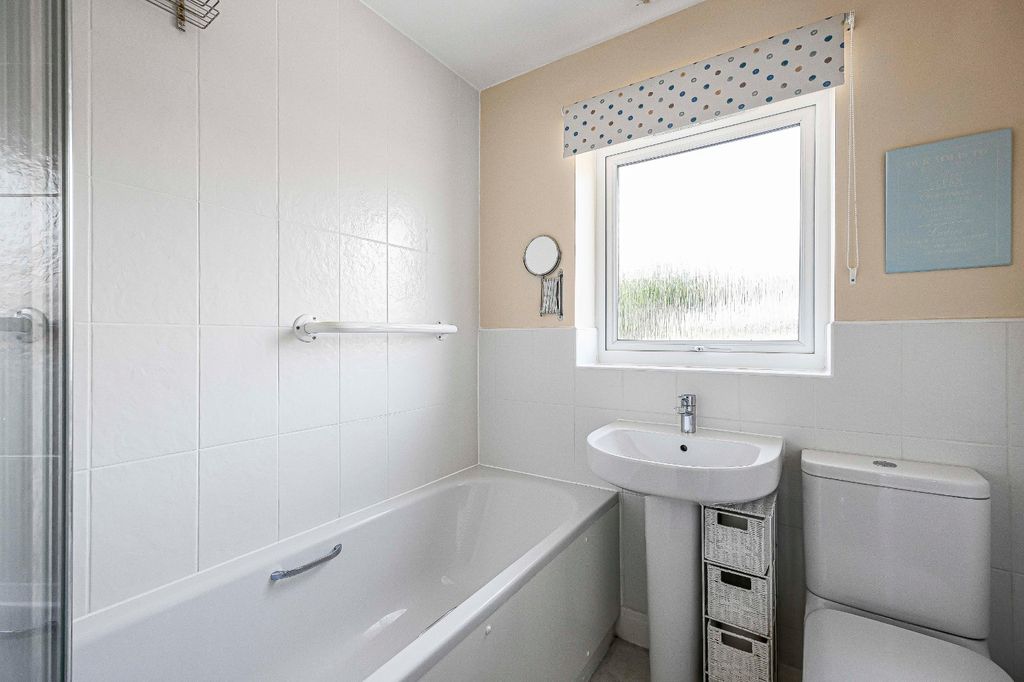 Additional image 18 of 4 bed end terrace house for saleGraces Field, Stroud, Gloucestershire GL5