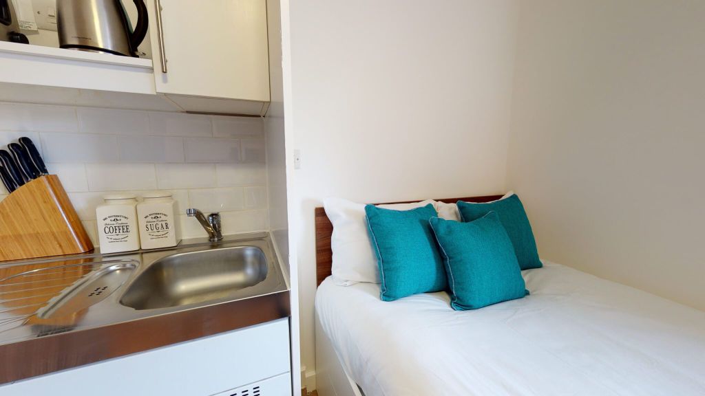 Studio to rentPark Street, Luton LU1