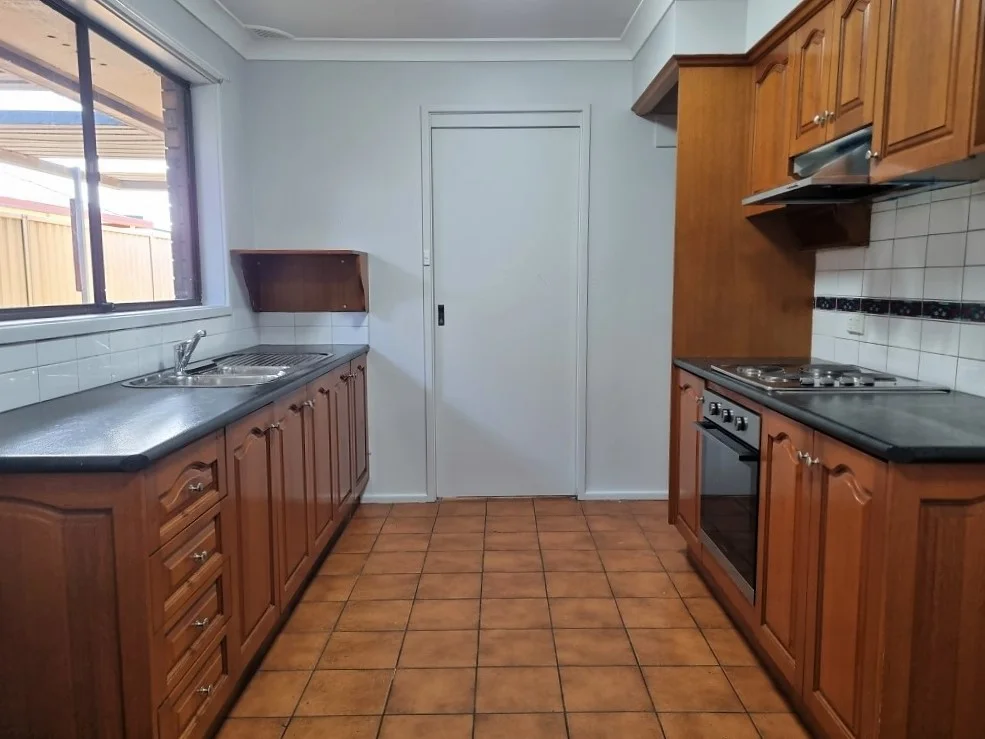 Additional image 4 of 18 Ayrshire Street, Bossley Park NSW 2176