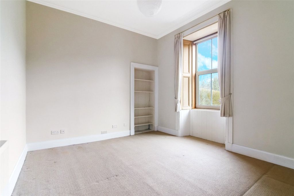 Additional image 12 of 4 bed flat for saleGillburn Road, Kilmacolm PA13