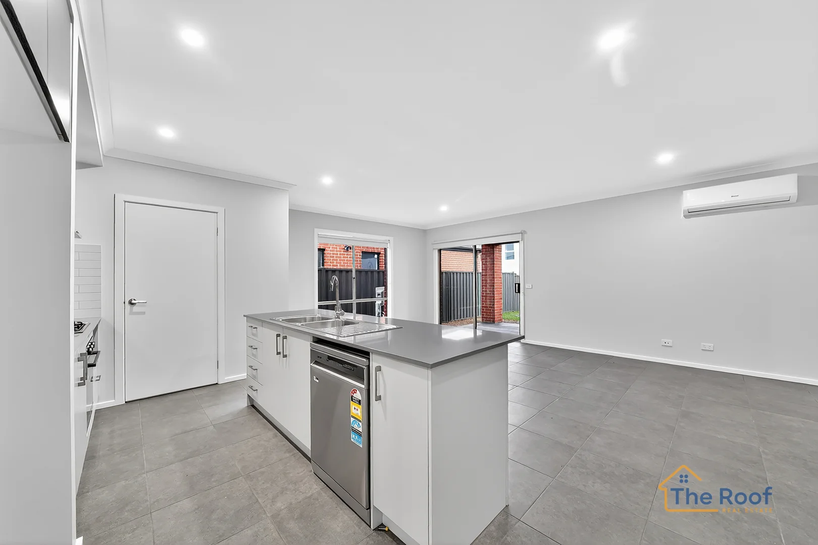 Additional image 2 of 37 Esmeralda Avenue, Tarneit VIC 3029