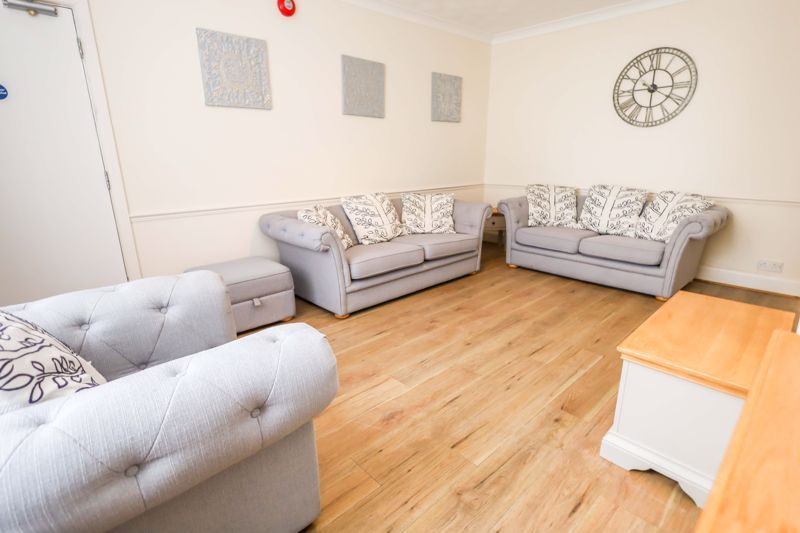 6 bed detached house to rentPine Road, Winton BH9