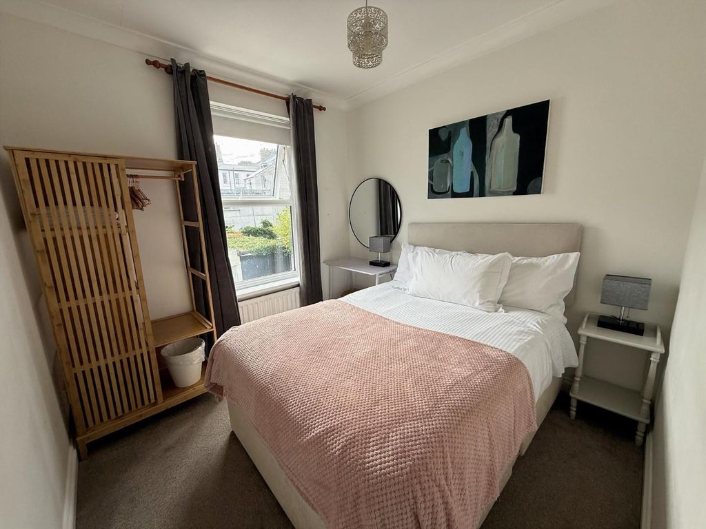 3 bed town house to rentAlfred Street, Plymouth PL1