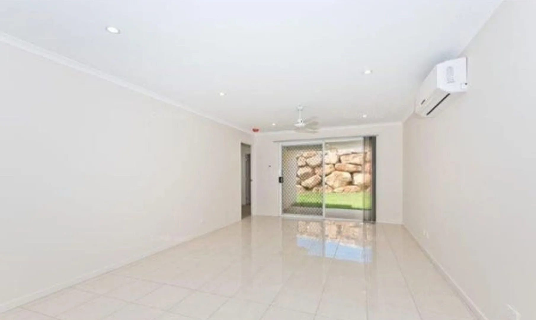 Additional image 5 of Griffin QLD 4503
