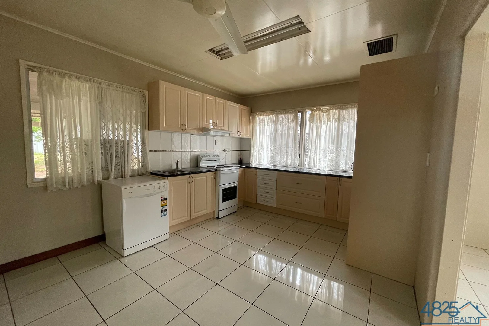 Additional image 4 of 194 Miles Street, Mount Isa QLD 4825