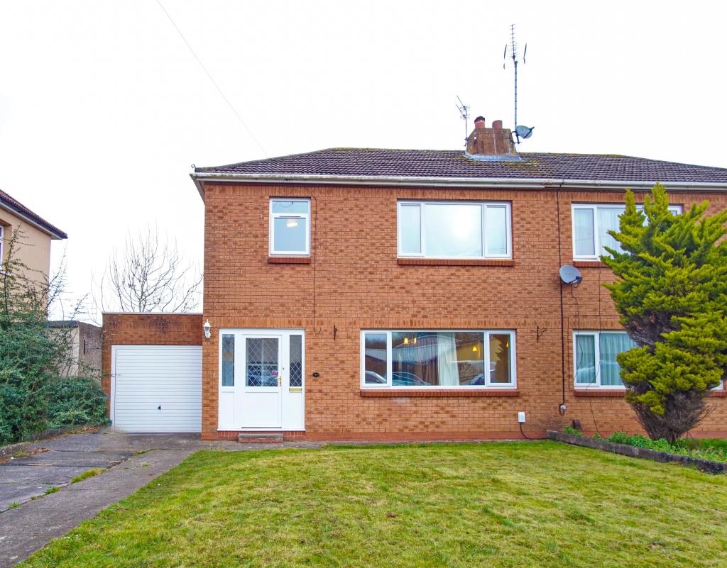 4 Bed Semi-Detached House, Begbrook Drive, BS16, N1 7GU