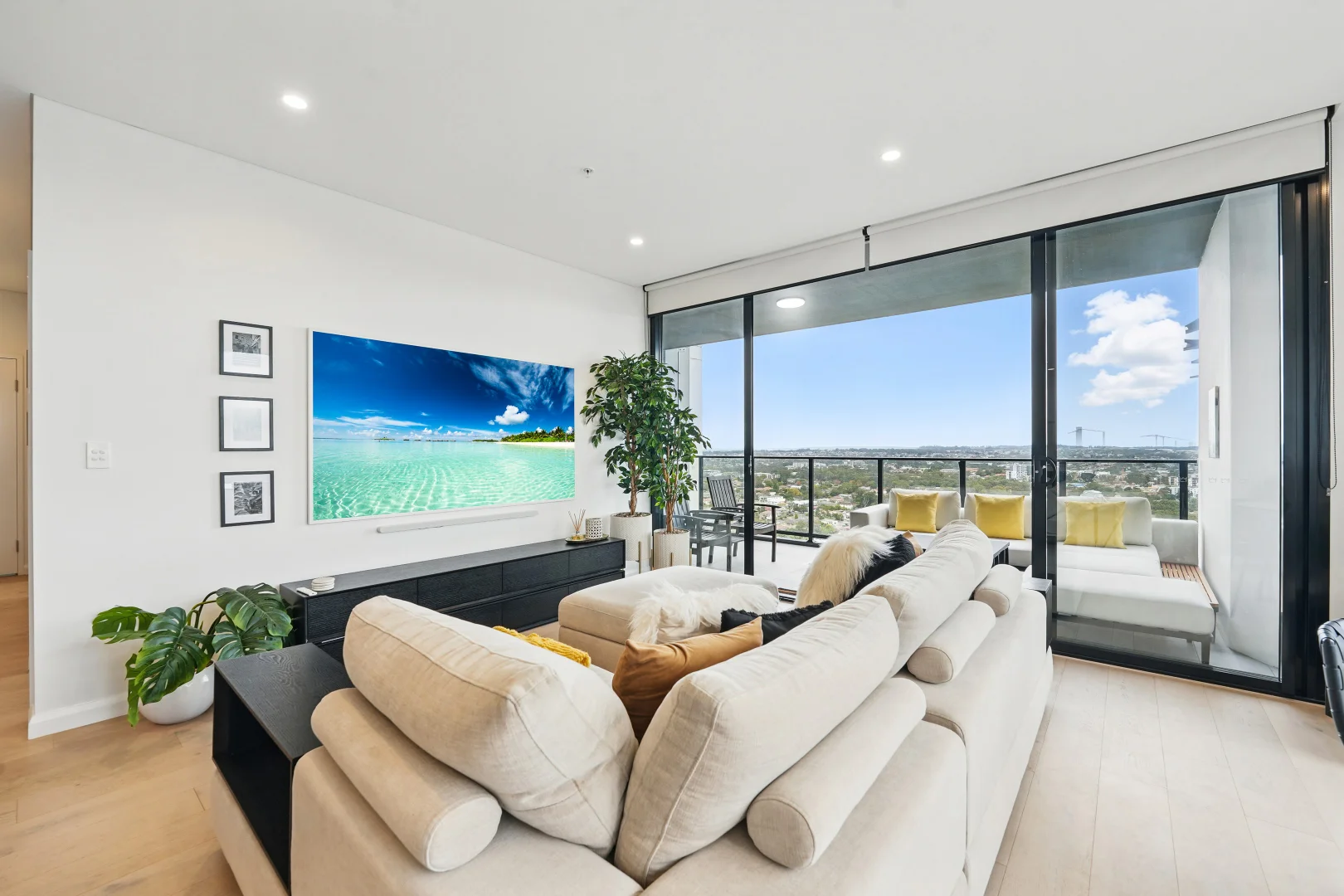 Additional image 3 of 2140/9 Maple Tree Rd, Westmead NSW 2145
