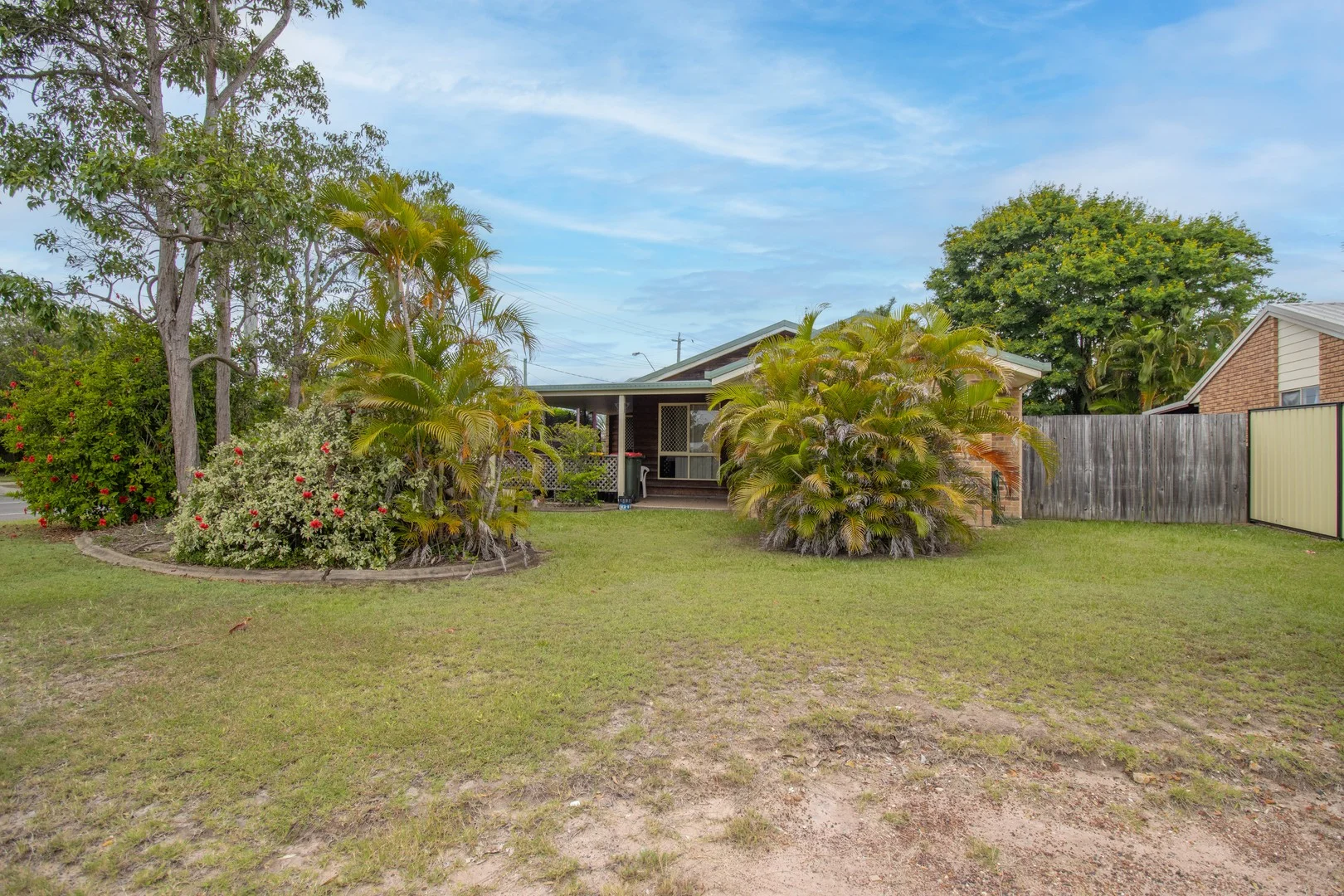 775 Boat Harbour Drive, Urangan QLD 4655