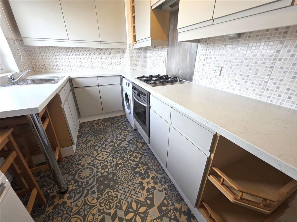 Additional image 5 of 2 bed flat to rentMarkethill Road, Village, East Kilbride G74