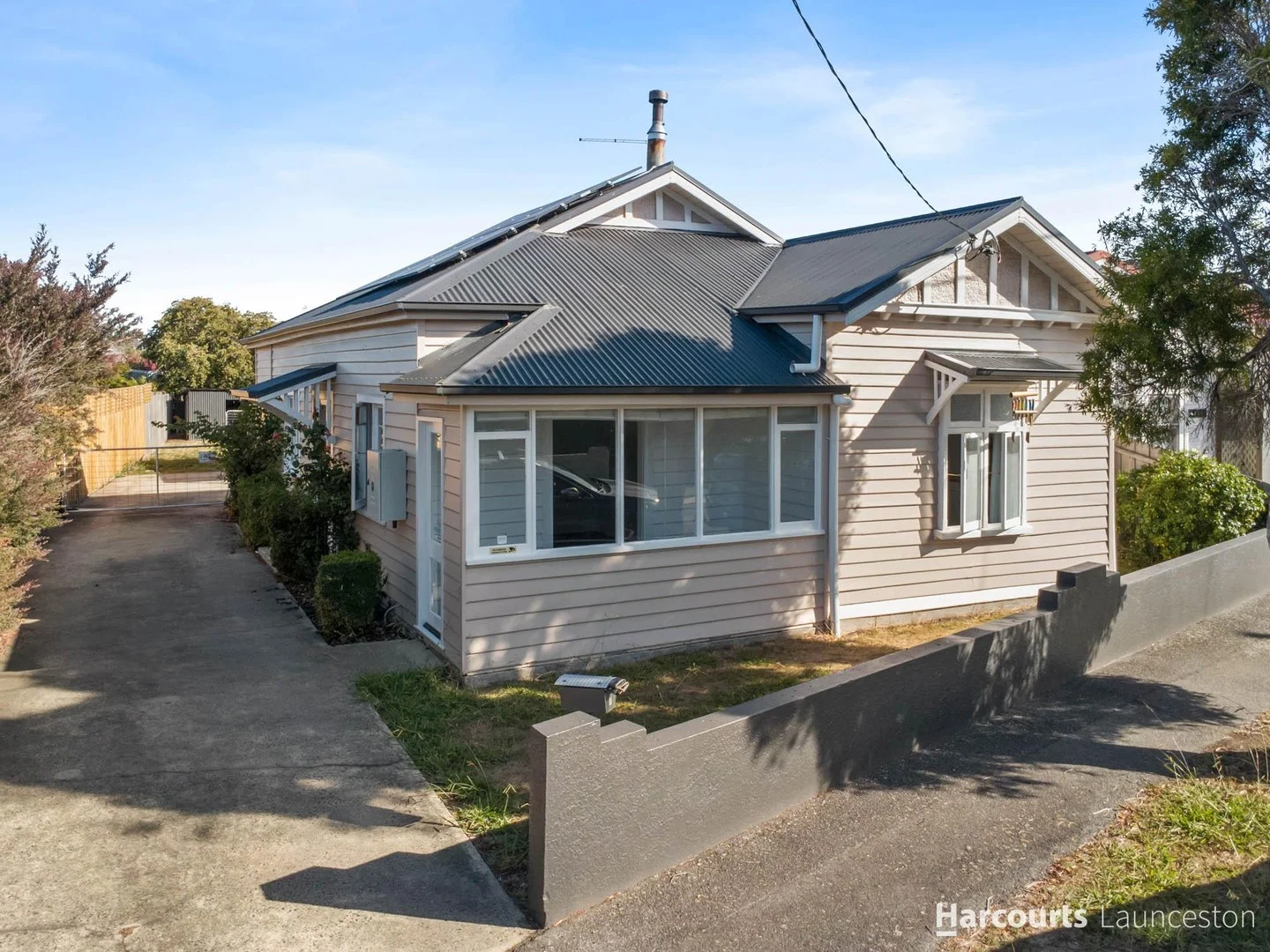 1 Ross Avenue, Invermay TAS 7248
