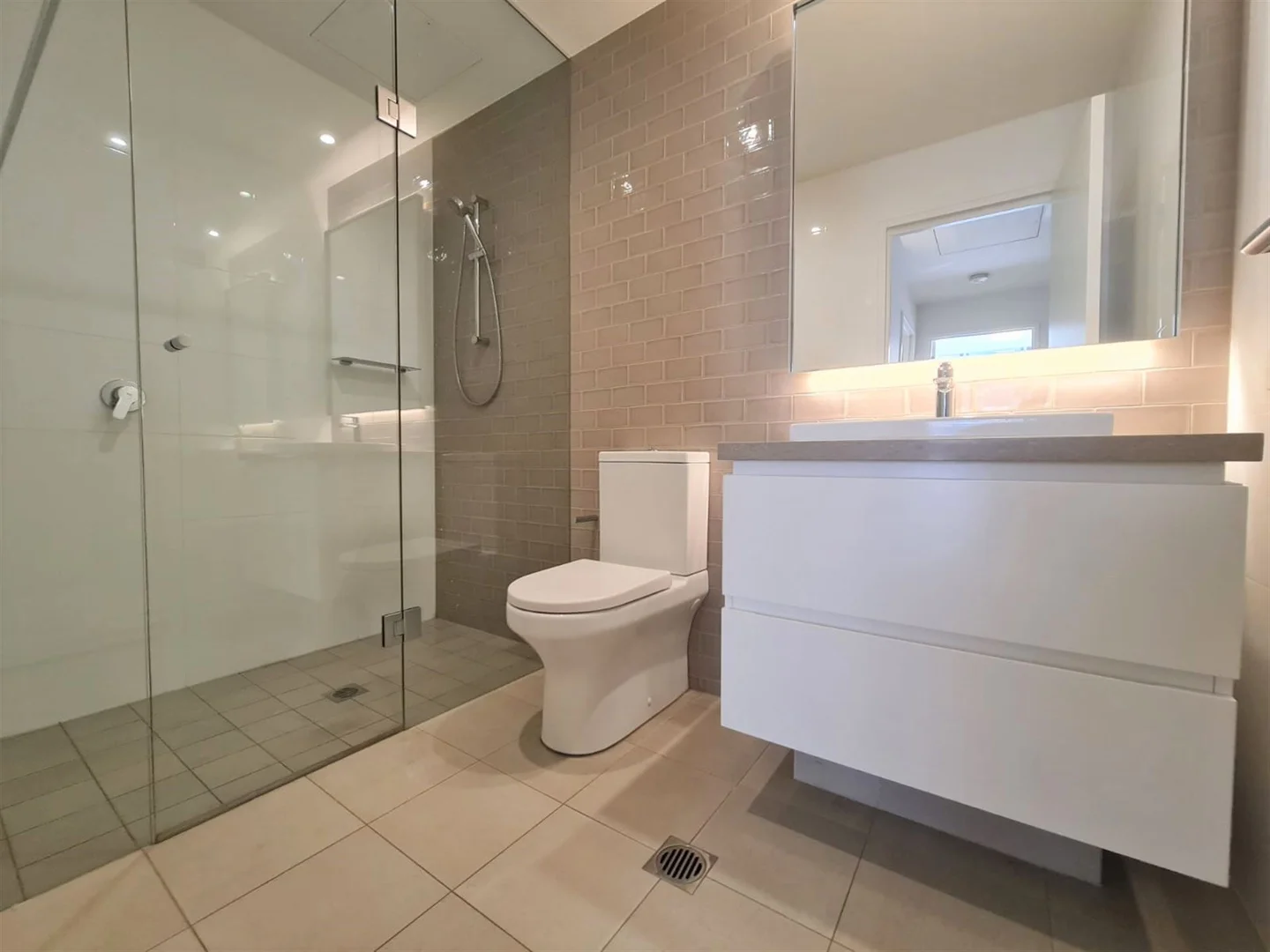 Additional image 5 of 7108/2 Cullen Close, Forest Lodge NSW 2037