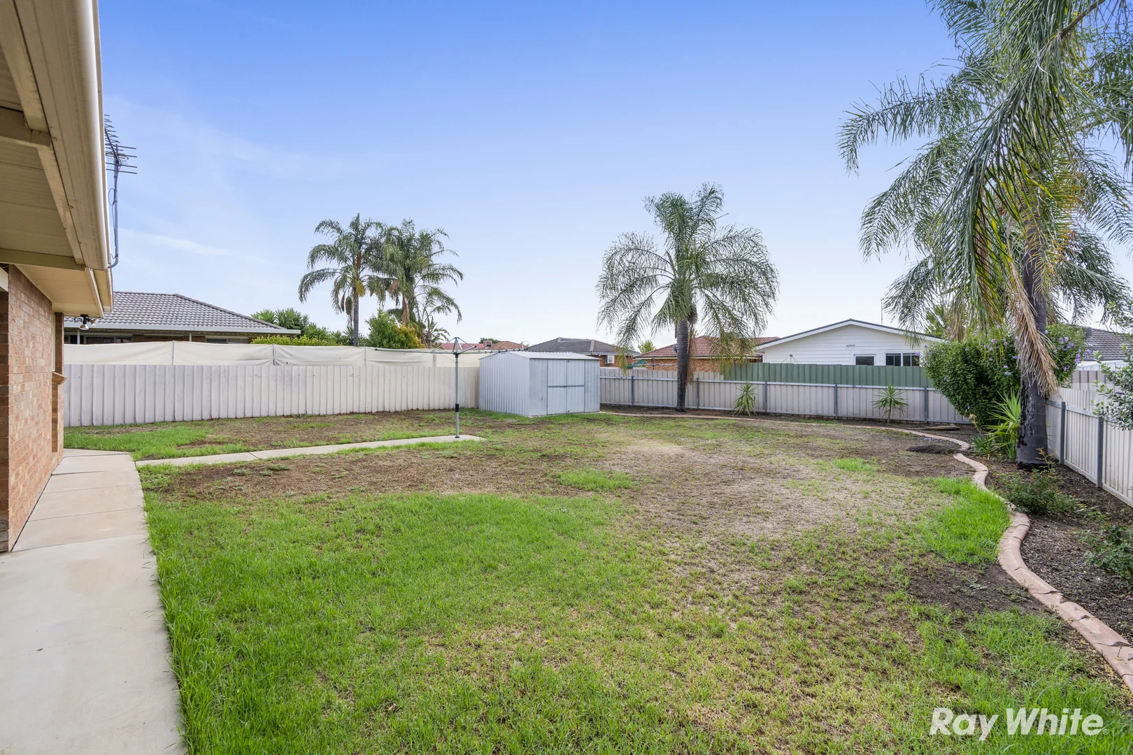 Additional image 14 of 23 Kaldari Crescent, Glenfield Park NSW 2650