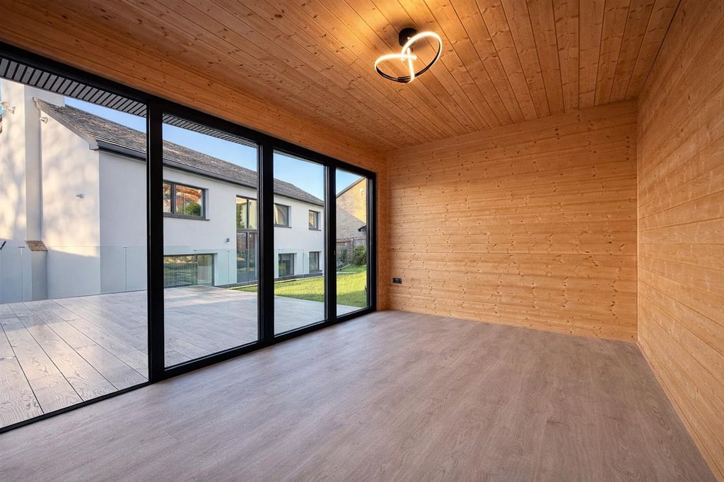 Additional image 21 of 4 bed detached house to rentCleeve Hill, Cheltenham GL52