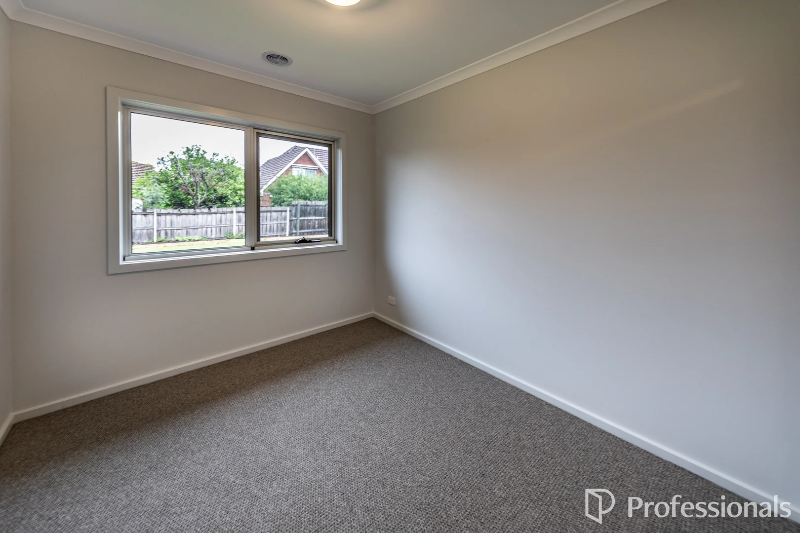 Additional image 10 of 8 Elizabeth St, Melton South VIC 3338