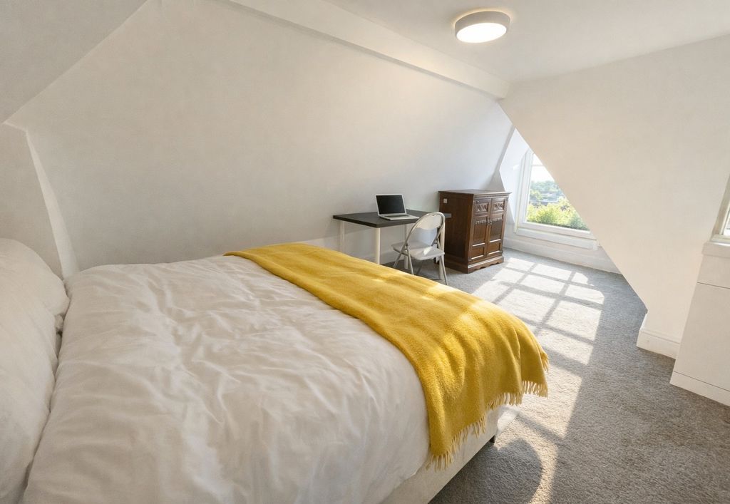 Additional image 2 of 5 bed shared accommodation to rentSt. Georges Road, Brighton BN2