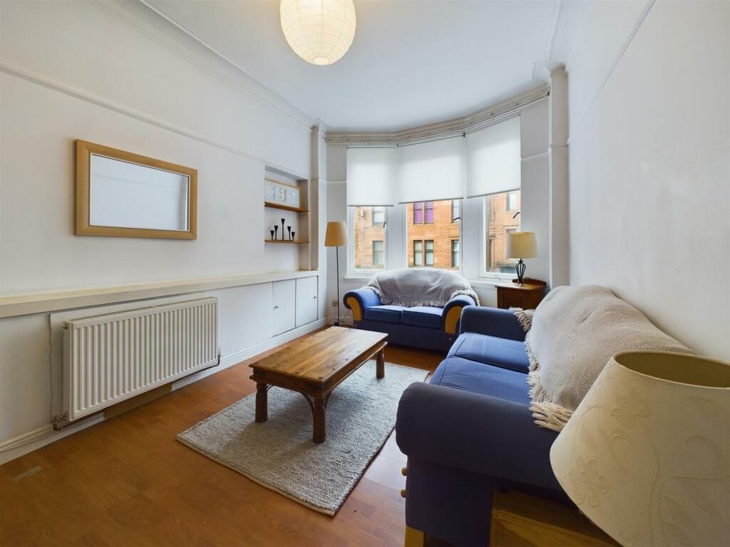 2 Bed Flat, High Street, G4, N1 7GU photo 3