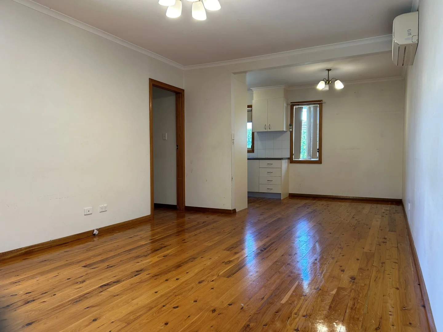 Additional image 3 of 28 Brain Avenue, Lurnea NSW 2170