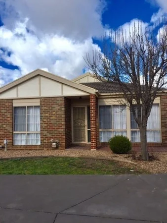 12/12-32 Pecks Road, Sydenham VIC 3037