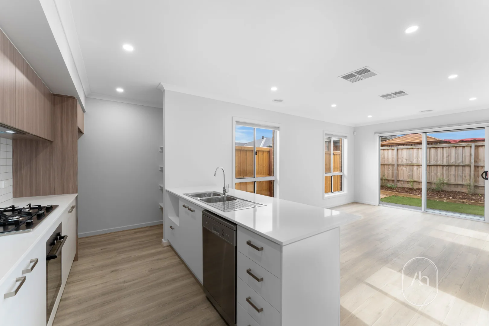 Additional image 3 of 71 Lucania Crescent, Tarneit VIC 3029