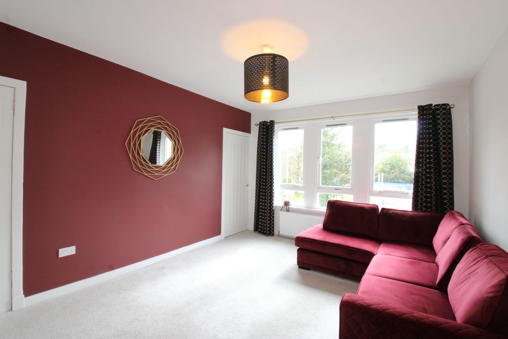 2 bed flat to rentMain Road, Johnstone PA5 photo 2