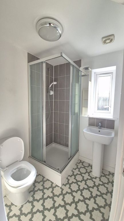 Additional image 8 of 3 bed end terrace house to rentHalcrow Avenue, Dartford DA1