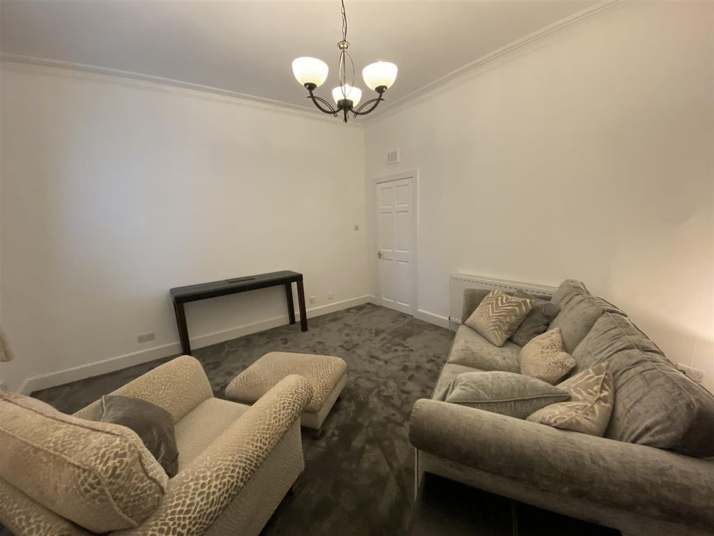 Additional image 3 of 2 bed flat to rentLeith Buildings, Dunkeld Road, Perth PH1