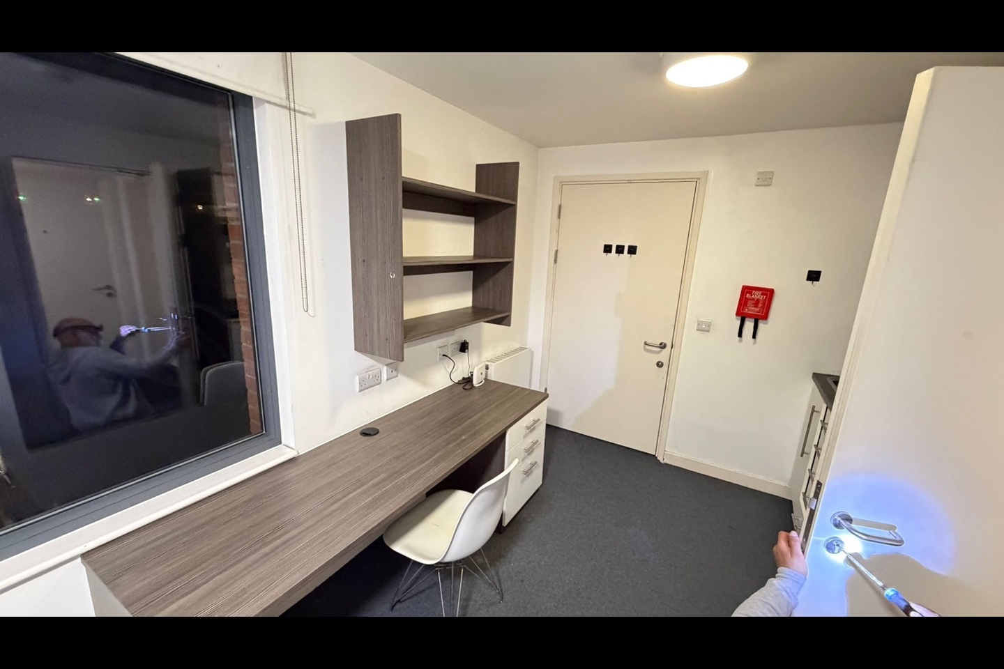 Studio Flat, Pearl Works, S1, N1 7GU photo 4