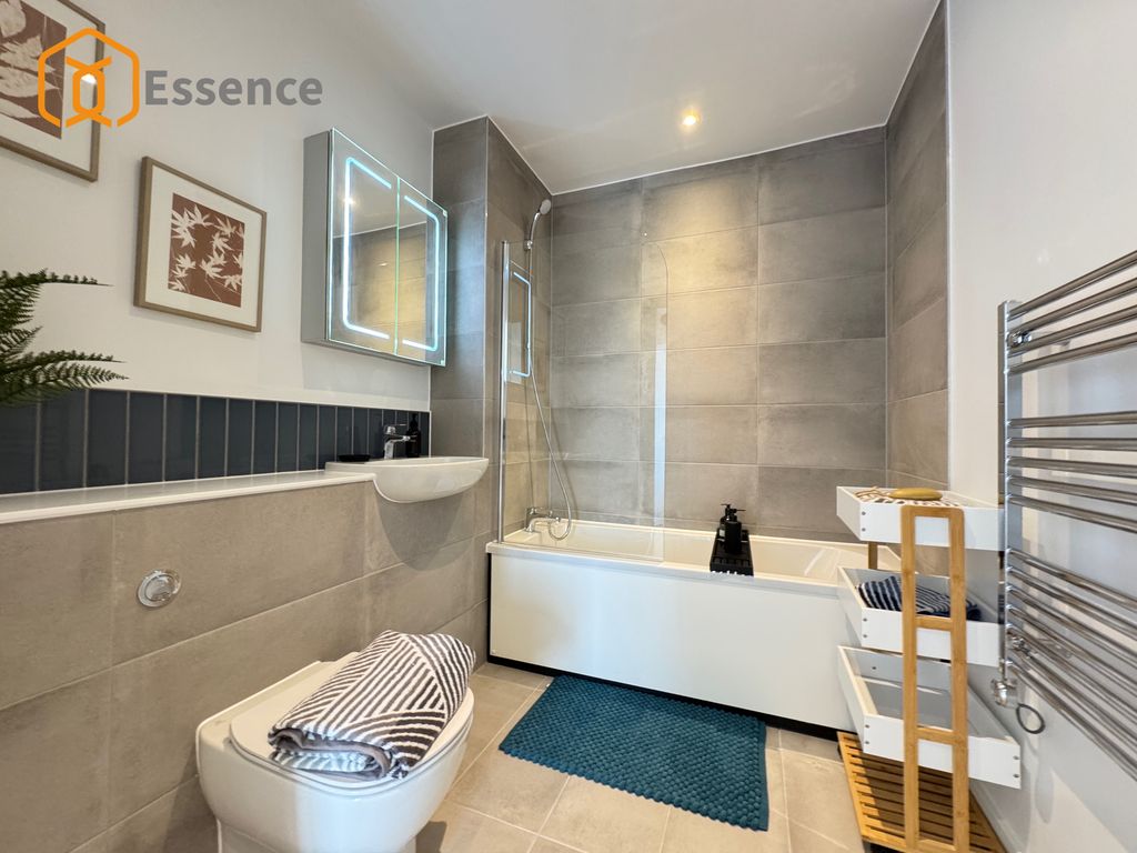 Additional image 4 of 3 bed penthouse to rentBath House, 110 Bromsgrove Street, Birmingham B5