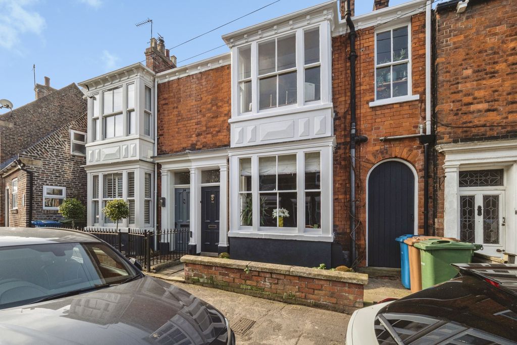 3 bed town house for saleSt. Marys Terrace, Beverley HU17