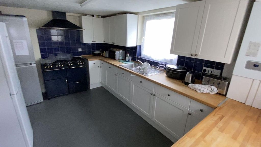 Additional image 6 of Room to rentChapel Street, Newport PO30