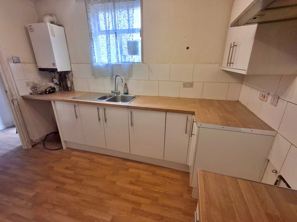 Additional image 3 of 1 bed flat to rentGeorge Street, Ryde PO33