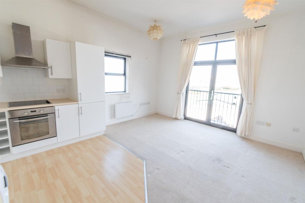 Additional image 2 of 1 bed flat to rentPaget Road, Barry CF62
