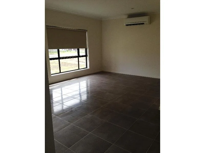 Additional image 2 of 14 Penrose Circuit, Blackwater QLD 4717