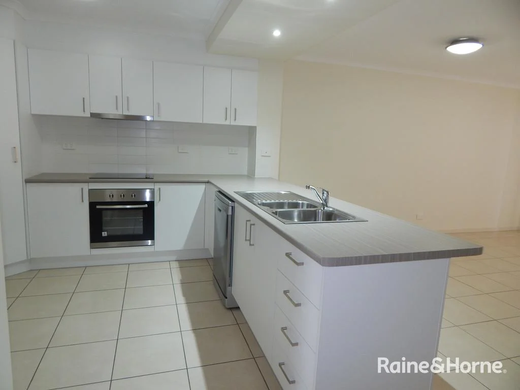 Additional image 8 of 5/50 Shannon Crescent, Dysart QLD 4745
