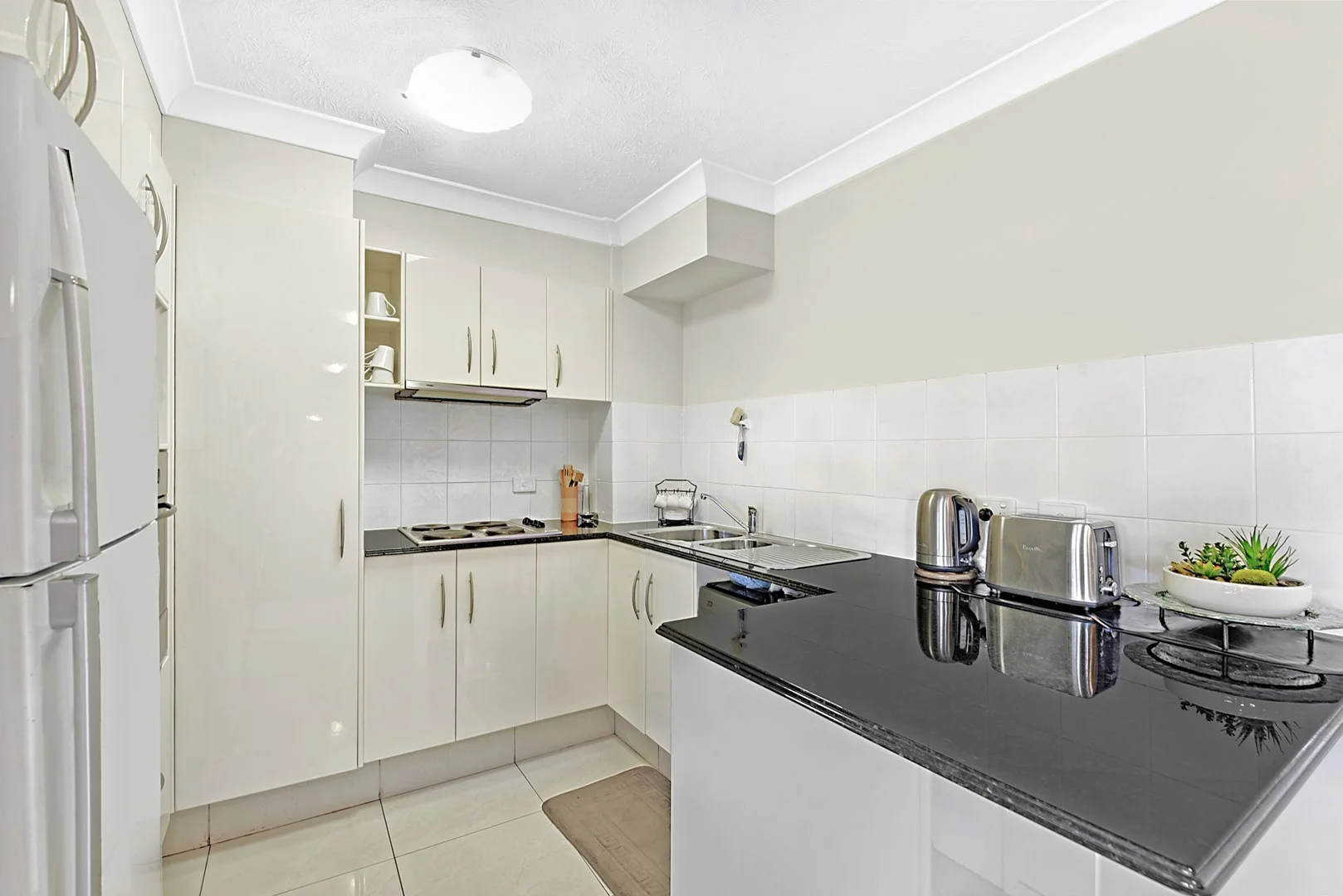 Additional image 2 of 5/26 Bath Street, Labrador QLD 4215