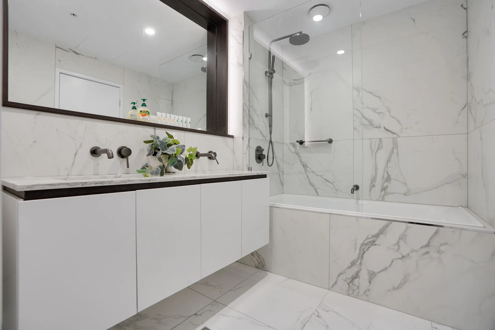 Additional image 11 of 1605/828 Whitehorse Road, Box Hill VIC 3128