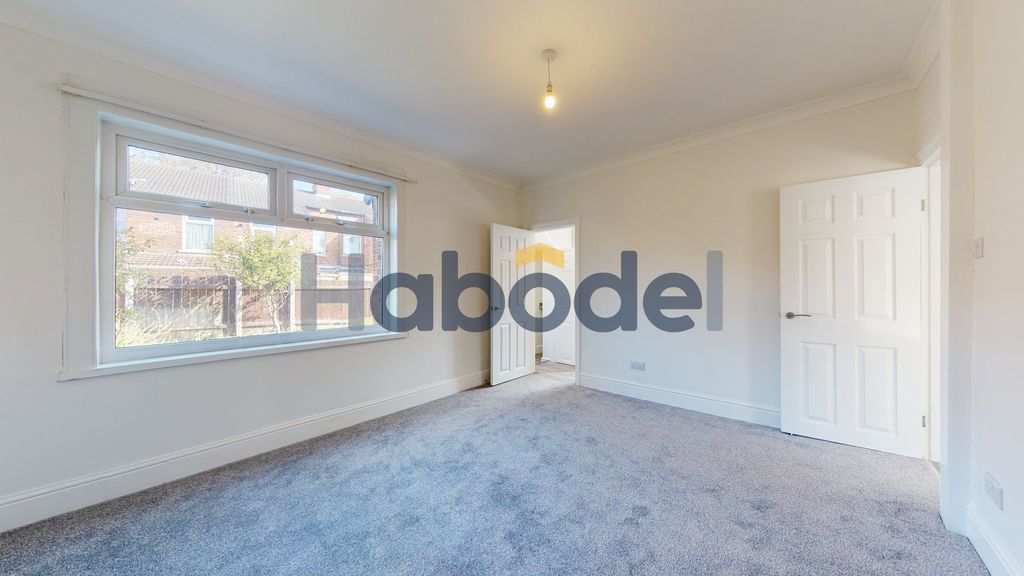 Additional image 6 of 3 bed semi-detached house to rentDundee Street, The Avenues, Hull HU5