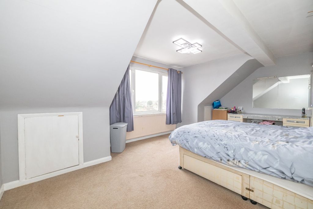 Additional image 9 of 3 bed maisonette for saleHoades Wood Road, Sturry, Canterbury, Kent CT2