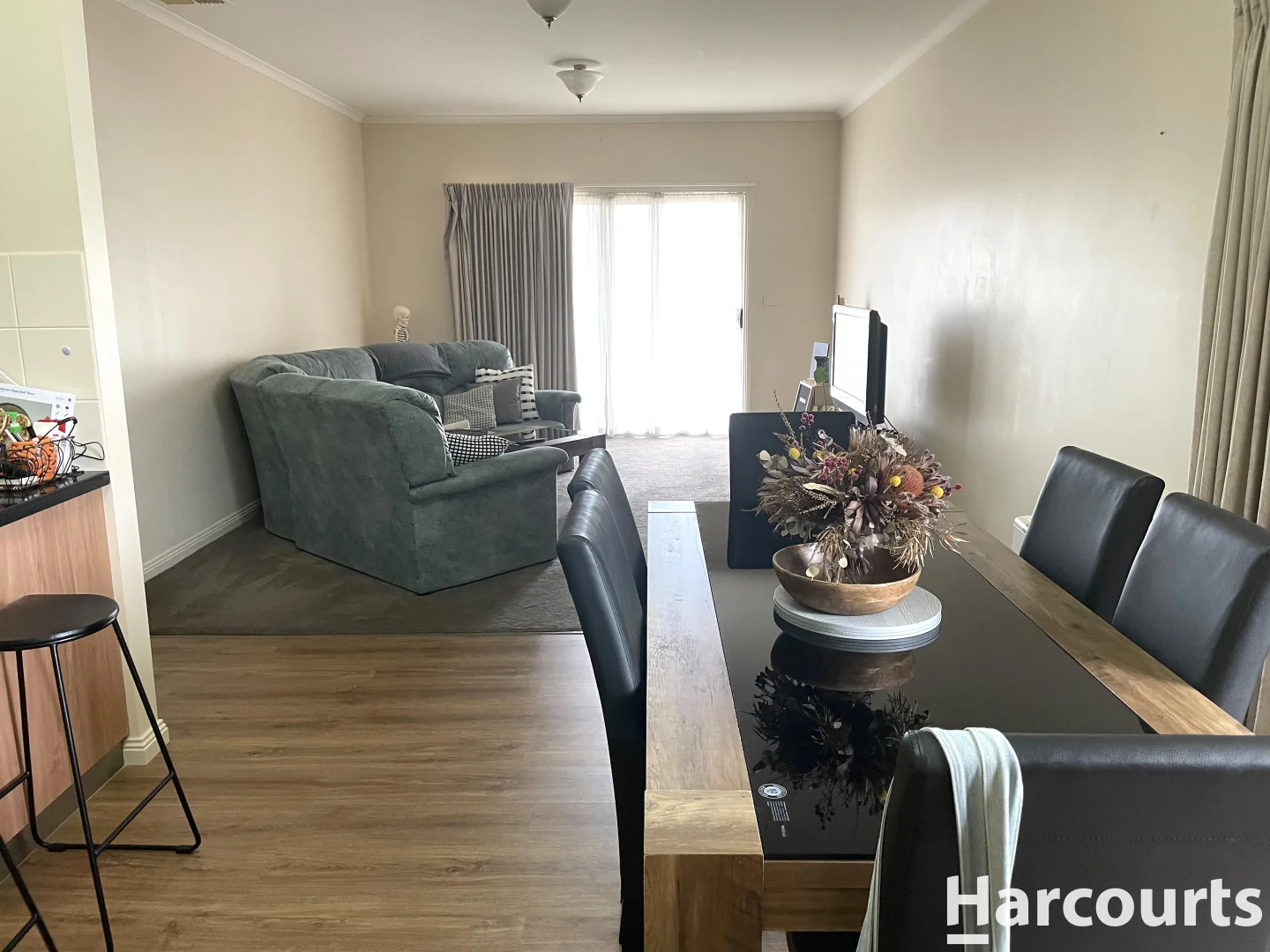 Additional image 3 of 1/16 McTavish Boulevard, Horsham VIC 3400