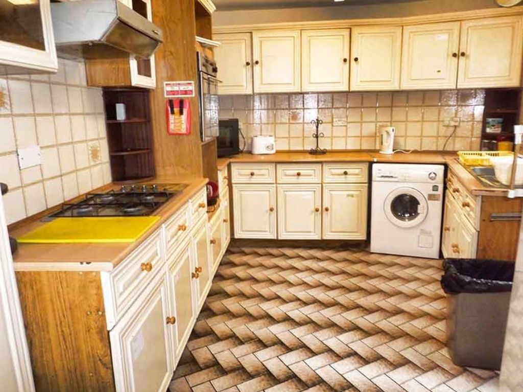 Additional image 2 of Room to rentRoom, South Rd, Caernarfon LL55