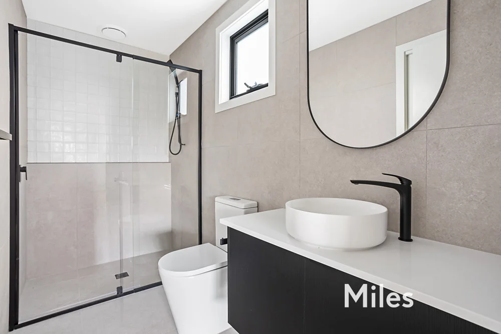 Additional image 2 of 2/23 Derna Street, Heidelberg West VIC 3081