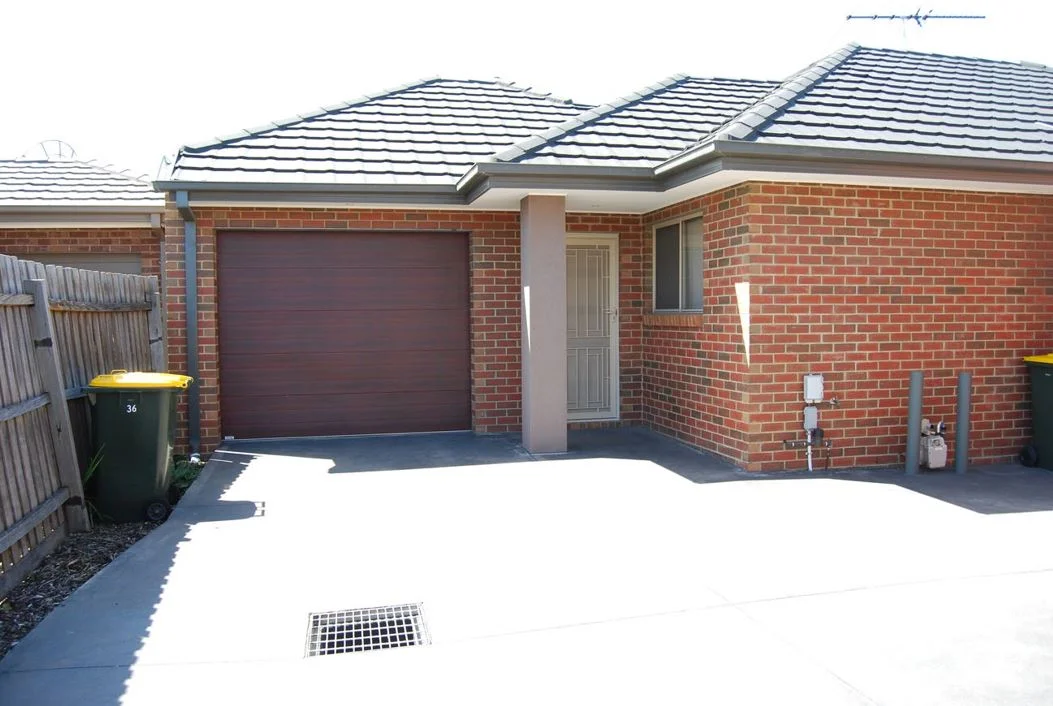 3/36 Hart St, Airport West VIC 3042