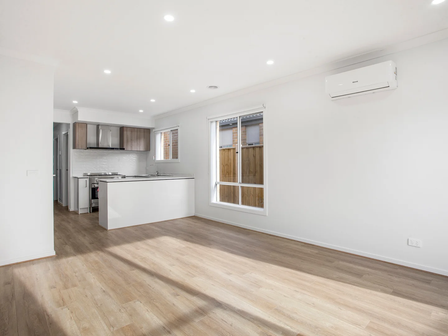 Additional image 3 of 7 Quinta Cres, Sunbury VIC 3429