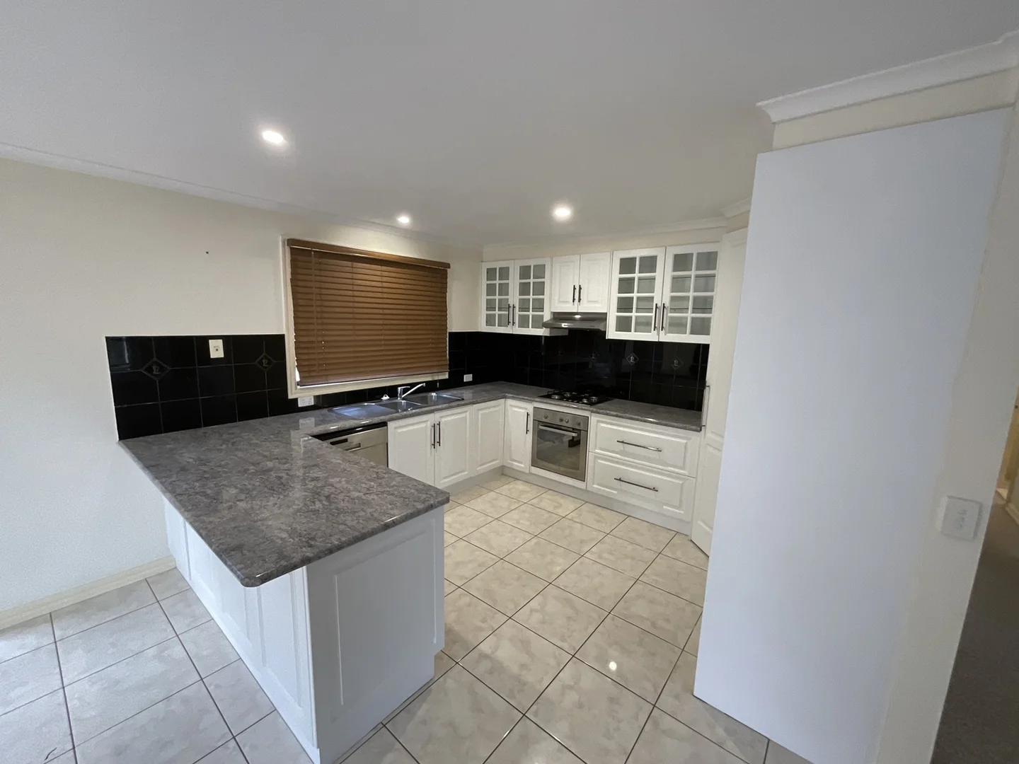 32A The Boulevard, Shepparton VIC 3630 photo 3